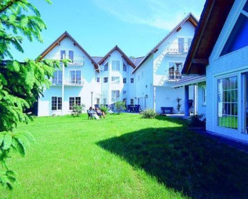 Hotel Landhaus Krombach Элькенрот Экстерьер фото